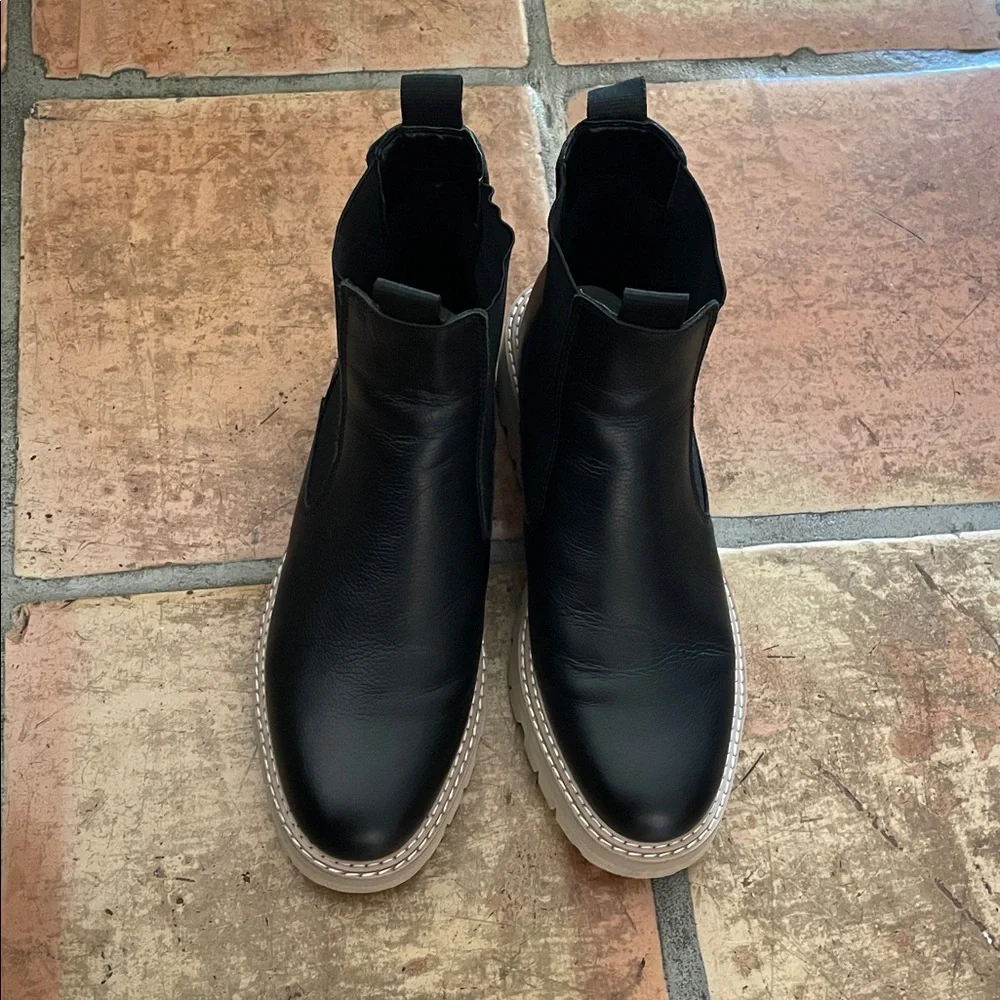 Dolce Vita Moana H2O Waterproof Black Onyx Leather Ankle Booties Size 11